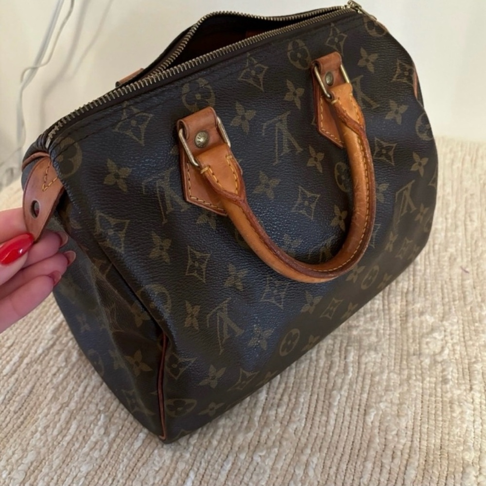 Louis Vuitton Speedy 25